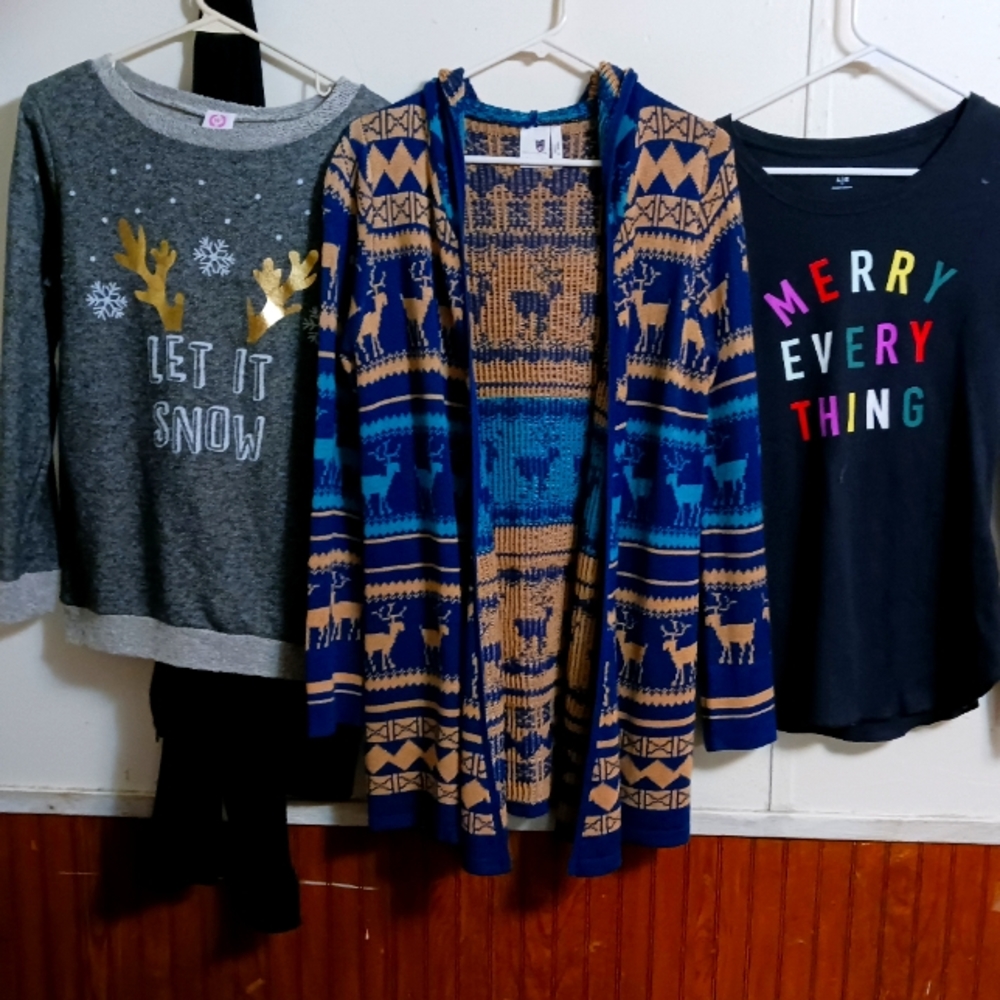 CHRISTMAS SWEATERS